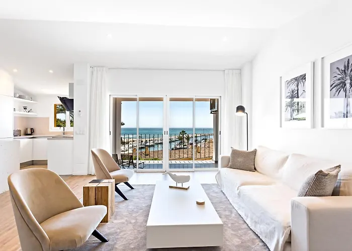 H45 Cabopino Apartment