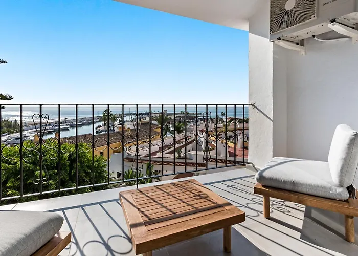 H45 Cabopino Apartment